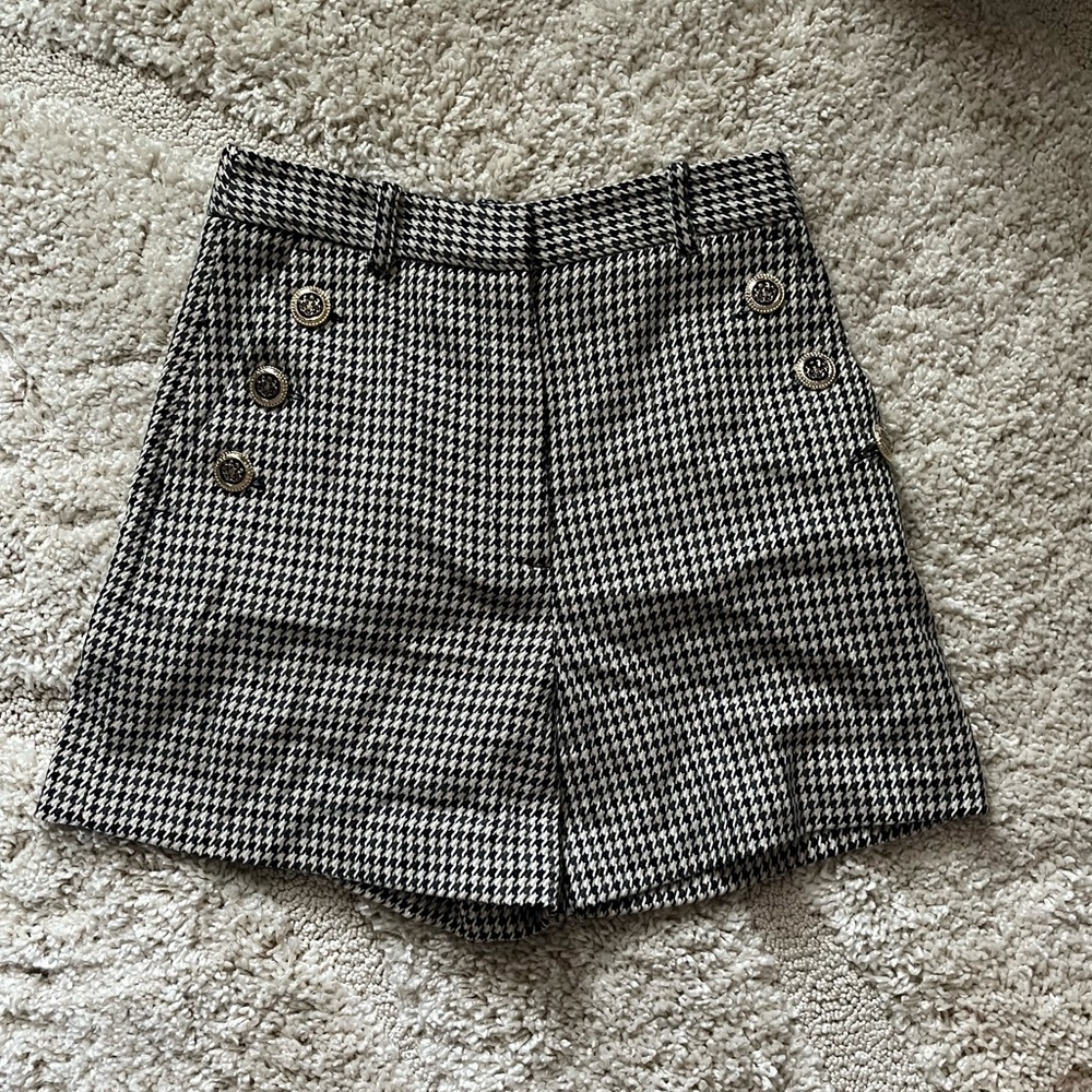 Zara Black and White Houndstooth High-Waist Shorts